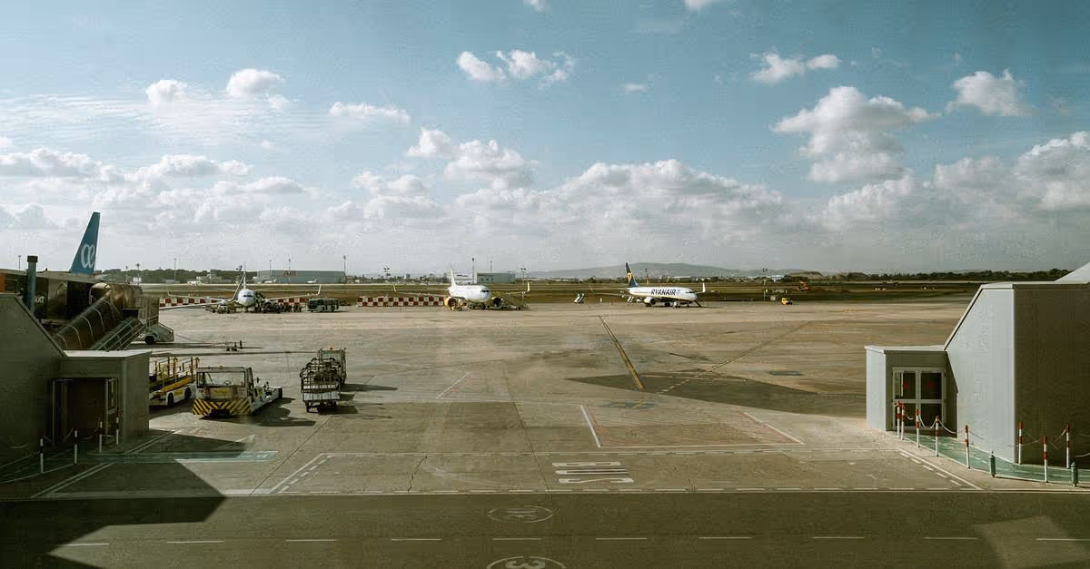 Fraude aeroportuario: desarticulan red de reclamaciones falsas