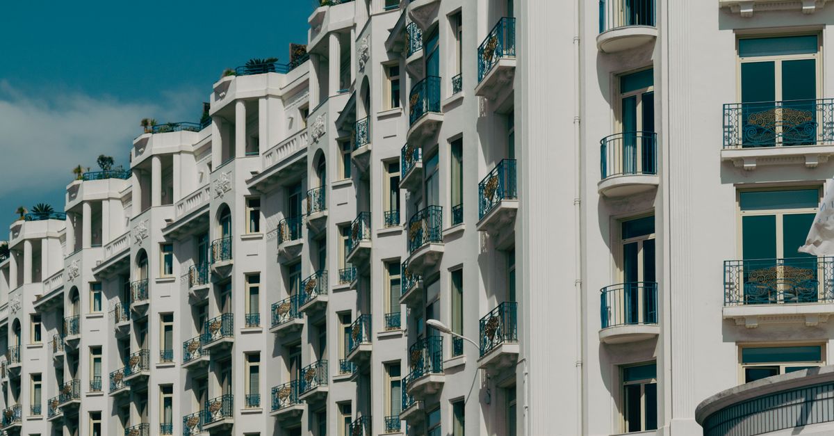 Desarrollo hotelero: mecanismos, criterios de decisión y trampas del ciclo